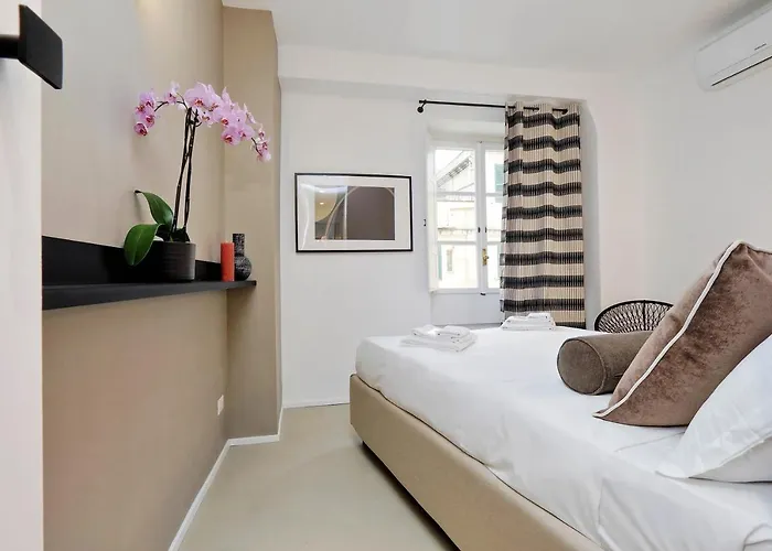 Ych-bright Penthouse Near Colosseum Apartment